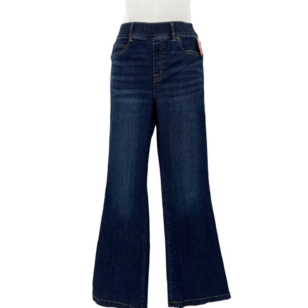 Spanx EveryWear Flare Jeans Medium Petite Dark Wash High Rise Pull On NWT - Picture 4 of 13